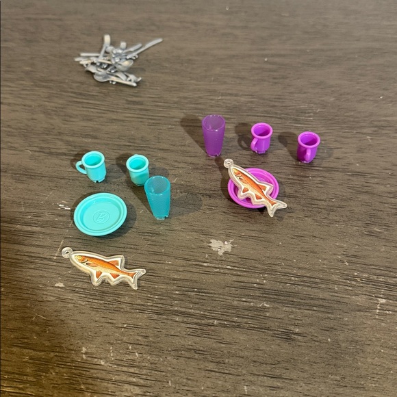 Barbie Hiking Doll Set, Brunette with Puppy and extras lot of 30 pieces - Picture 8 of 9